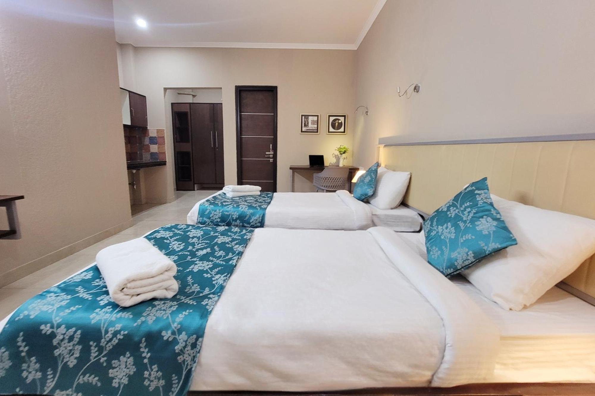Hotel Vamsor Heights 1047 Gurgaon Exterior foto